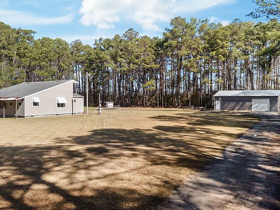 3rd image of 257 Crows Nest Road