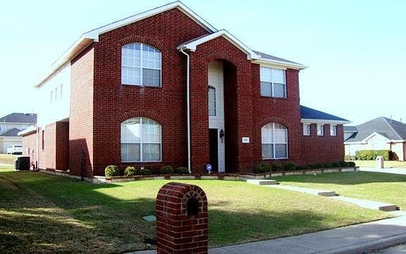 2nd image of 1420 Gatlinburg Cir