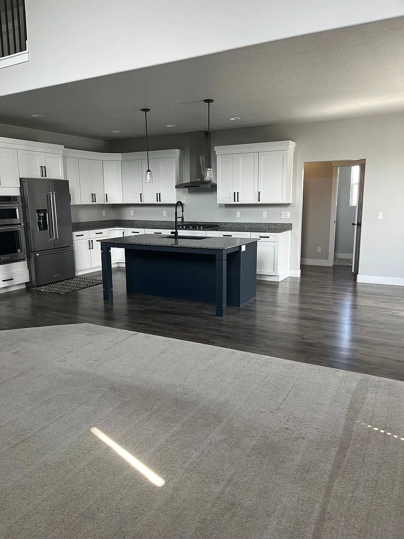 Three Bed, Two and Half Bath Home in Eagle Mountain — Photo 3