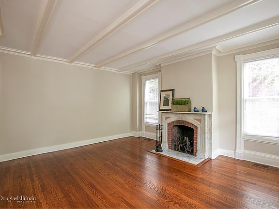 5th image of 19 Pearl St