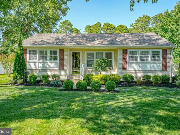 112 E Park Ave, Williamstown, NJ 08094