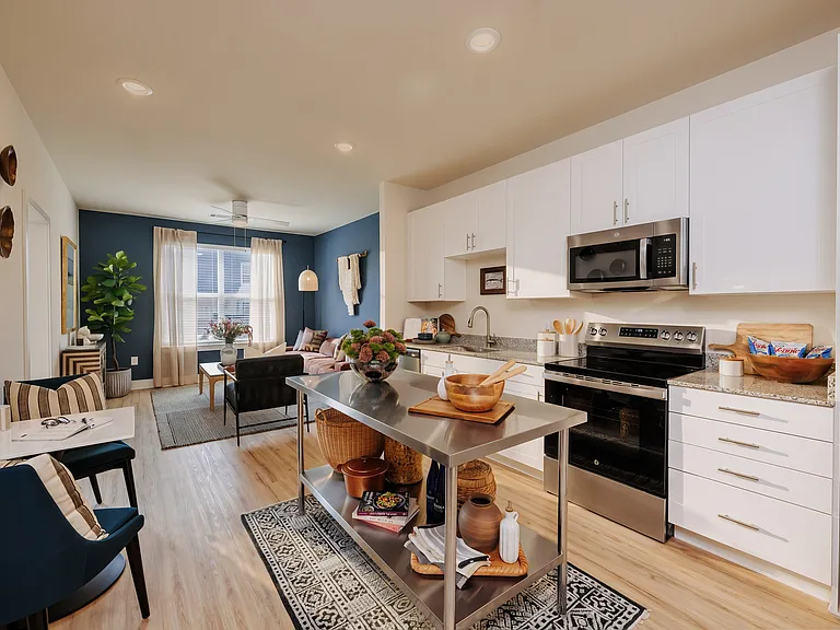 Modern Kitchen at Bolton West Charlotte Apartments