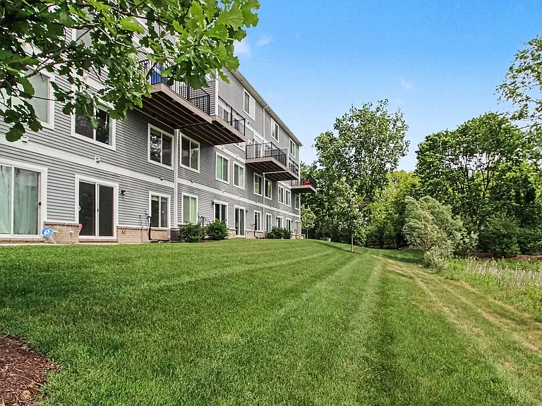 2717 Bristol Ridge Dr — Photo 27