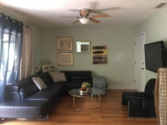2nd image of 2523 Cedar Cypress Ct Unit 202