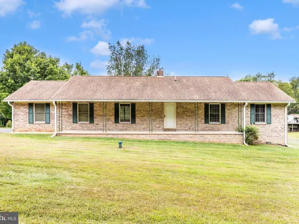 59 Shade Ln, Shepherdstown, WV 25443