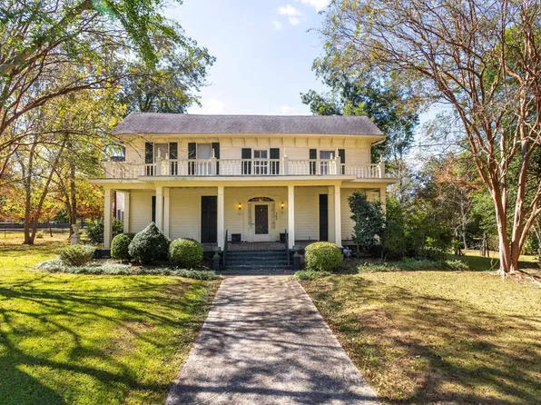 505 N East St, Talladega, AL 35160