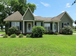 237239-237 239 Clarks Neck Rd, Washington, NC 27889