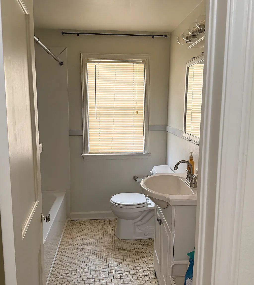 2 bed, 1100 sqft, $1,250 — Photo 4