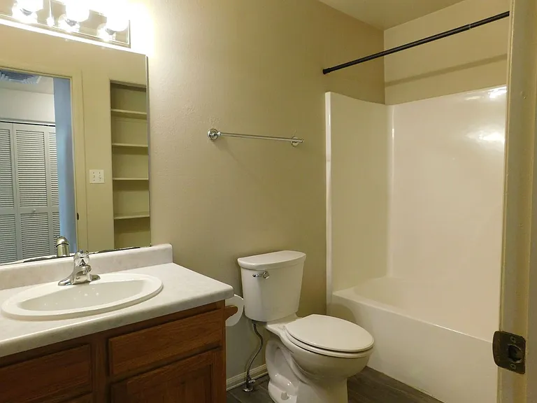 1107 E Carolina Ave #4 — Photo 15