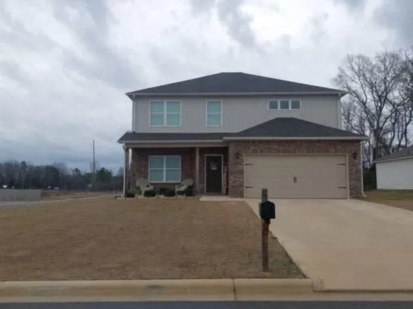 14010 Sir Galahad Dr, Tuscaloosa, AL 35405