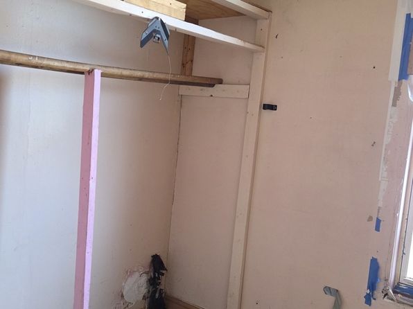 chicago-illinois-442890507 picture