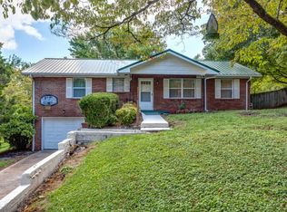 2700 Amelia Rd, Knoxville, TN 37917