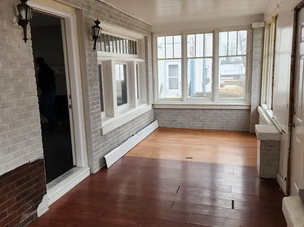 1239 Racine St #1, Racine, WI 53403