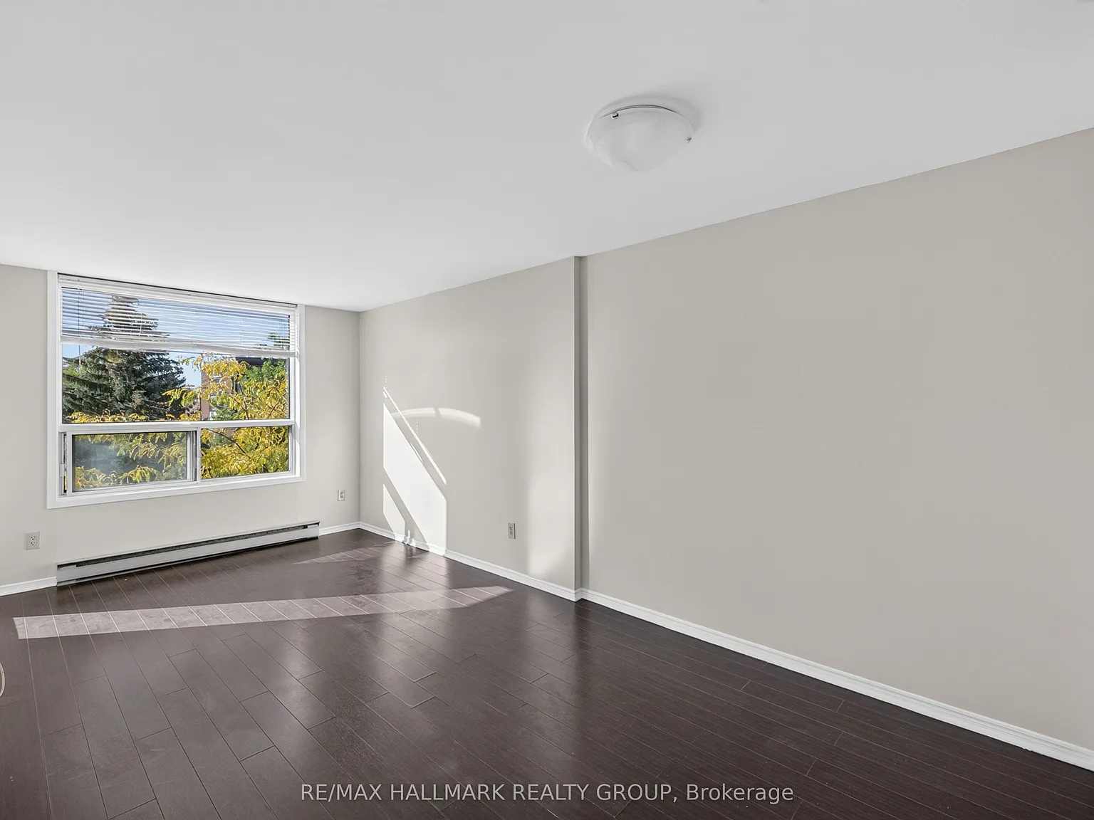 1177 Belanger Ave — Photo 4