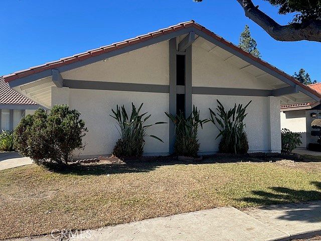 1st image of 17309 De Groot Pl