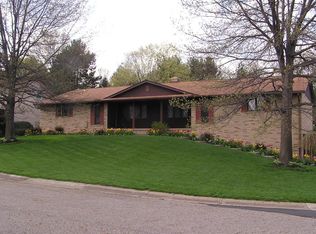 2133 Mohler Dr NW, North Canton, OH 44720