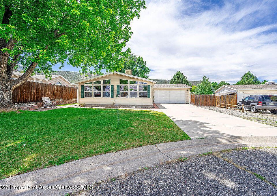 1st image of 36 Little Phoenix Way