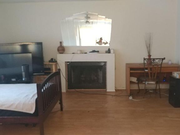 5th image of 708 N 95th Ave