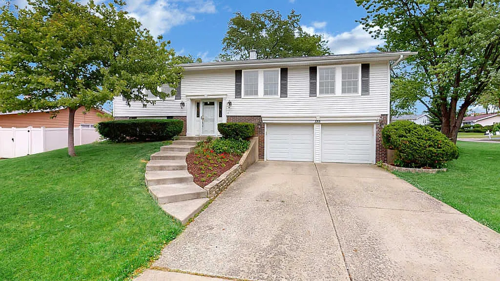 2S155 Glen Ave photo 1