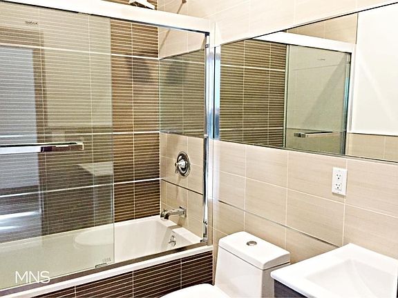 4th image of 195 Winthrop St APT 3