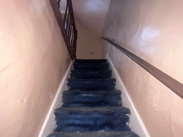 jersey-city-new-jersey-38900850 picture