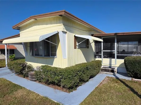 37113 Lois Ave, Zephyrhills, FL 33542