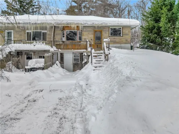 1502 Roseville Rd, North Dumfries, ON N1R 5S3