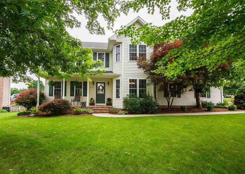 1st image of 103 Willow Dr