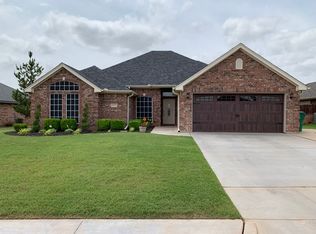 1110 Heritage Rd, Burkburnett, TX 76354