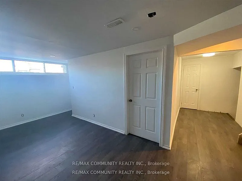 2 bed, $1,800 — Photo 2