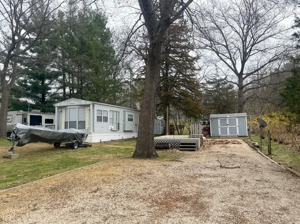 10-22/23 Woodhaven Lakes, Sublette, IL 61367