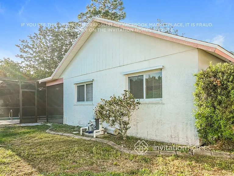 7115 Queen Palm Cir — Photo 16