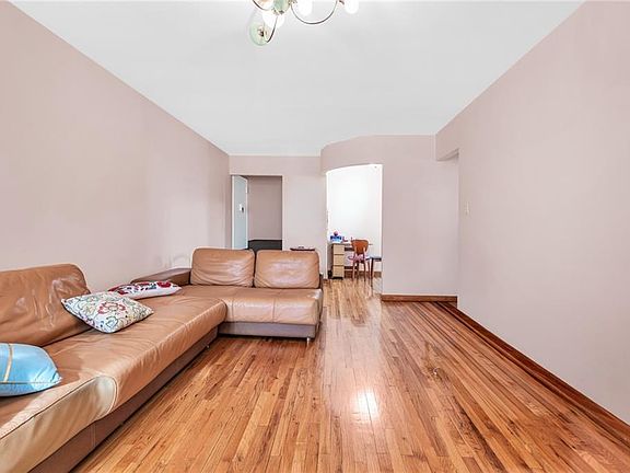 2nd image of 2600 E 21st St APT 7C