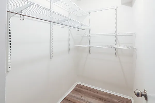 Rented by Samuel Realty Group LLC | media 5