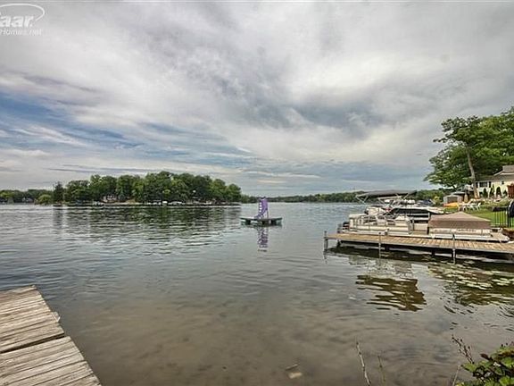 2nd image of 6497 Hartwood Dr