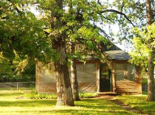 6023 Maple St, North Branch, MN 55056