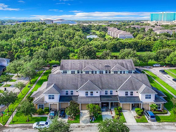 3rd image of 8009 Tipperary Ln