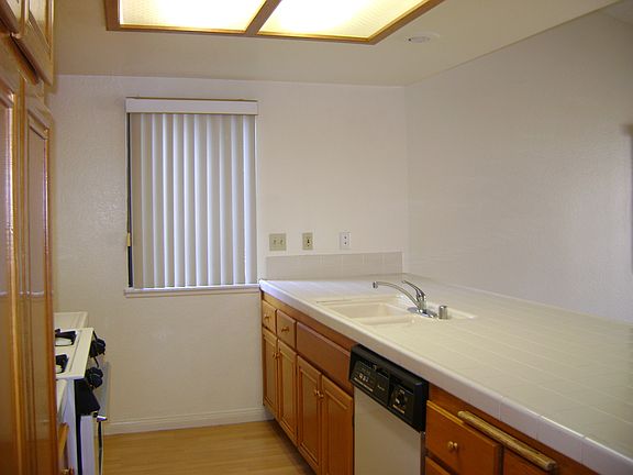 3rd image of 14401 Sylvester Ct