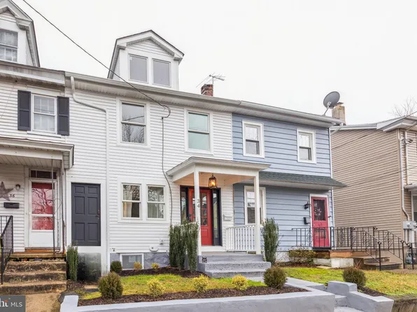34 E 2nd St, Moorestown, NJ 08057