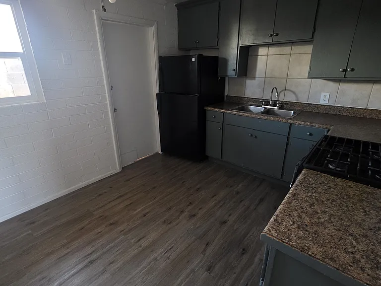 2015 N 25th Pl #3 — Photo 3