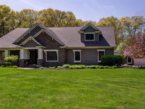 1116 Moonlight Drive, Altoona, WI 54720
