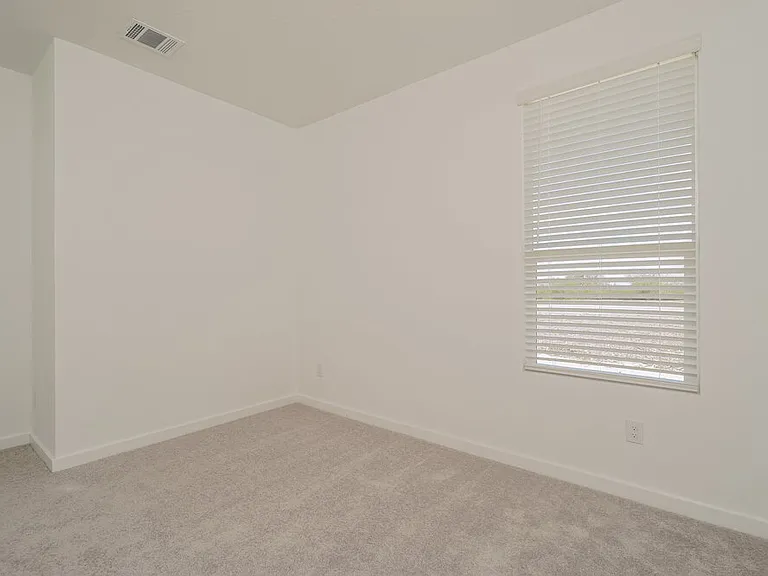 610 Kayden Ct — Photo 11