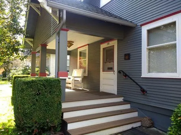 218 NW 28th St, Corvallis, OR 97330