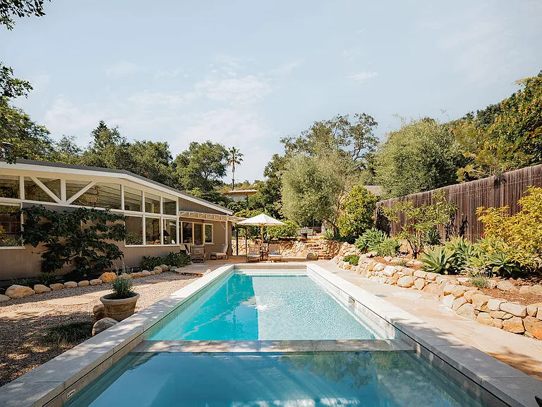828 Tornoe Rd — Photo 31