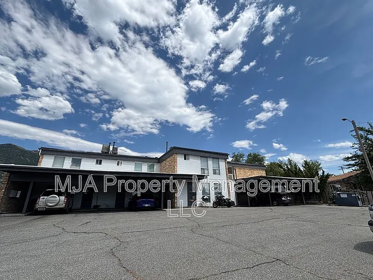 1165 Edgewood Dr #2 — Photo 26
