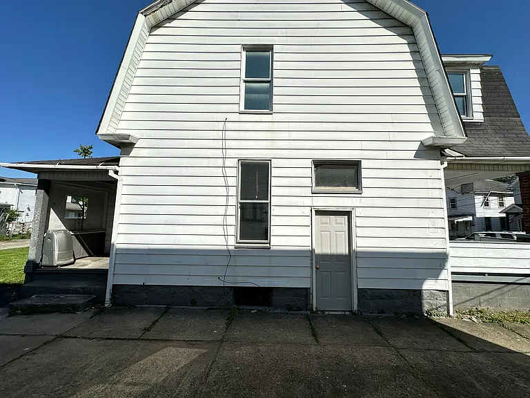 413 Bartram Ave — Photo 20