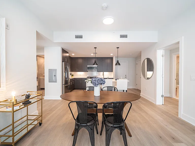 418 Palisade Ave #504 — Photo 16