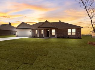 151 Clear Creek Ln, Rhome, TX 76078