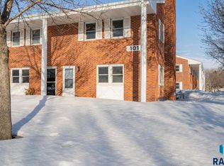 101 N Pipestone St UNIT 6, Brandon, SD 57005
