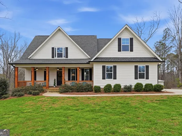 711 Carver Mill Rd, Talking Rock, GA 30175